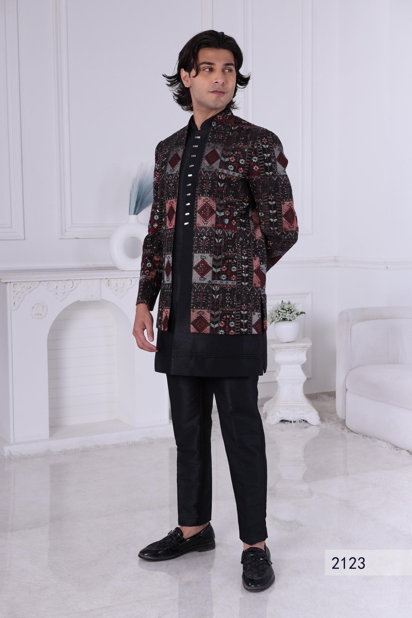Black Geometric Jacquard Indo-Western Suit: 3-Piece Sherwani