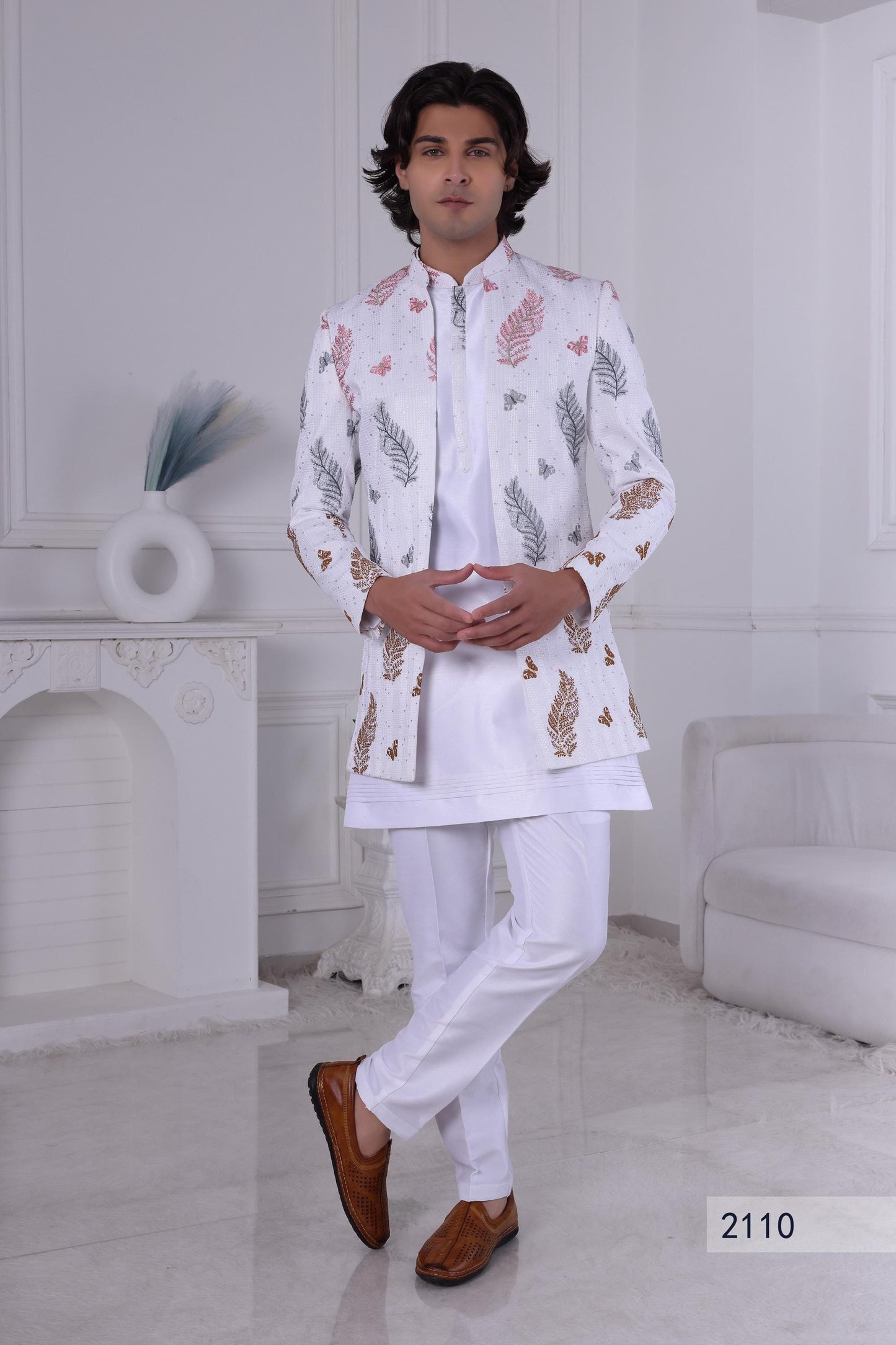 Ivory Embroidered Sherwani for Men: Wedding Groom Outfit